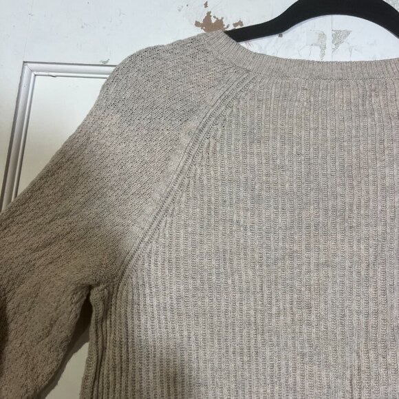 LOFT Crewneck Sweater Cream Long Sleeve Knit Camel Hair Size Small Ribbed Cozy - Picture 9 of 9